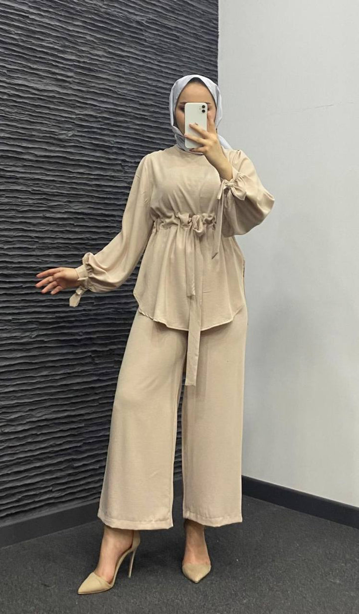 Zweiteiler - Set - Tunnelzug/Bindegürtel und weite Hose - Münevver Güven Fashion (Boutique)